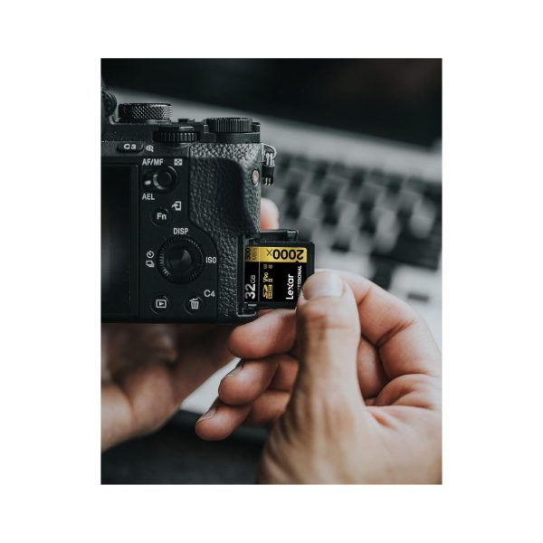Lexar Professional 2000x SDXC UHS II Card 32GB  (8)
